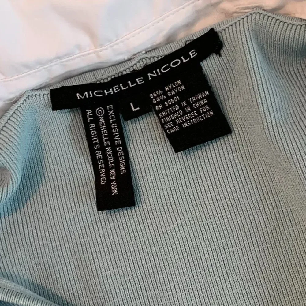 Michelle Nicole Light Blue V-Neck Sweater - Picture 4 of 7